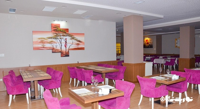 نمای کلی رستوران آستوریا