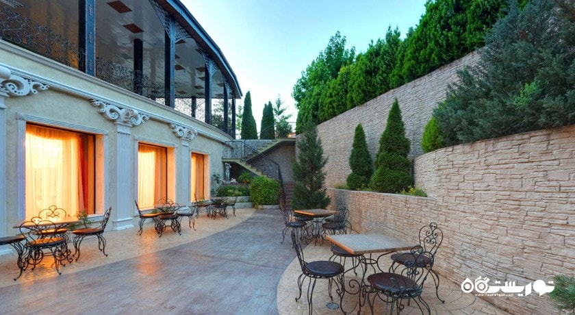   هتل النا وارنا شهر وارنا