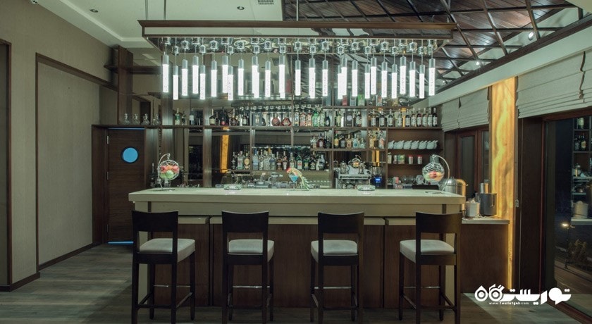 نمای بار هتل بولوارد ساید