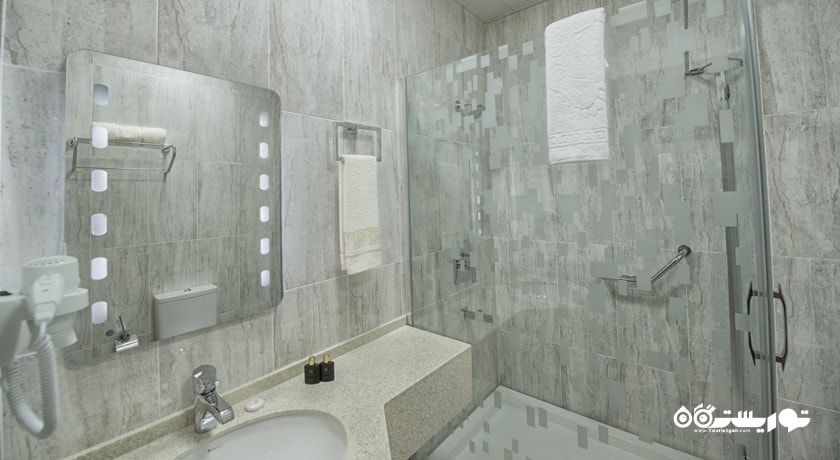 حمام و سرویس بهداشتی اتاق ها