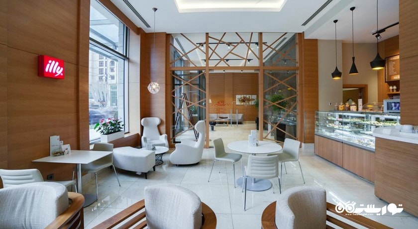 کافه ایلی هتل هالیدی این باکو