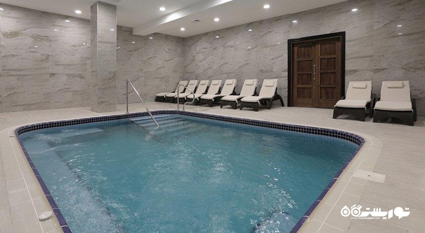 استخر سرپوشیده هتل امبیانس باکو