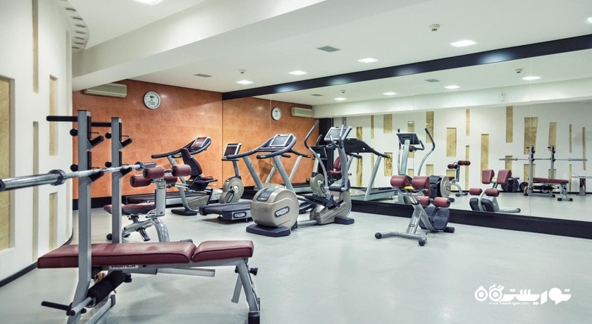 سالن ورزشی هتل رامادا سوئیت باکو