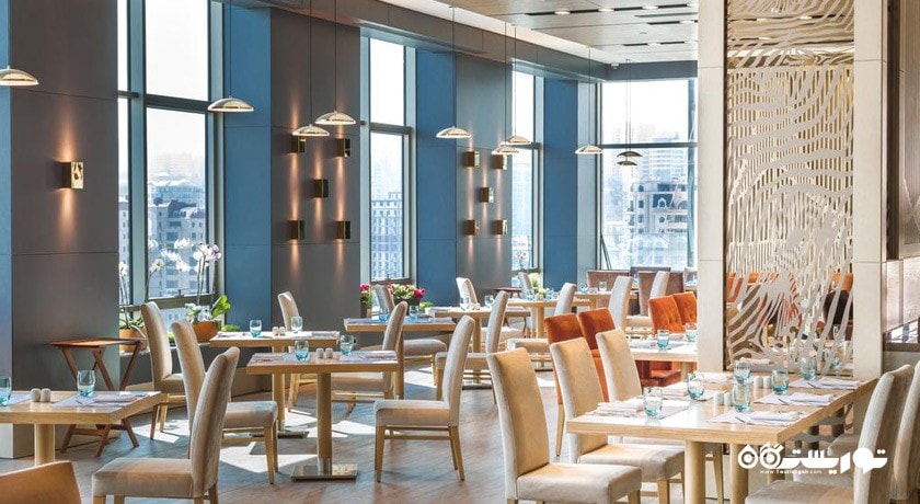 نمای کلی از رستوران فیفتینت