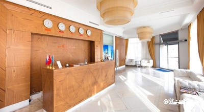 میز پذیرش هتل امبر باکو