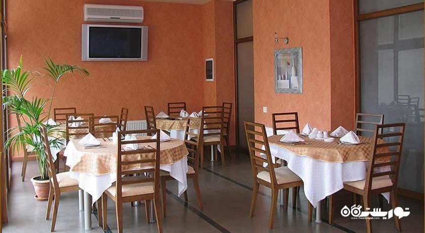 نمای رستوران هتل بوتیک آستین