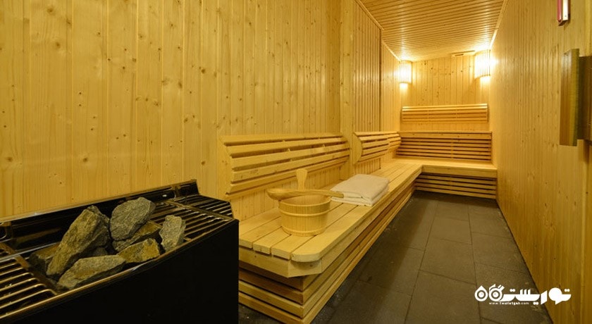 سونا خشک مرکز سلامتی و اسپا