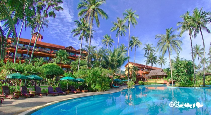 استخر روباز هتل پاتونگ مرلین