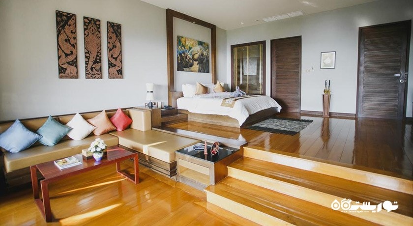 محوطه نشیمن ویلا گرند دلوکس