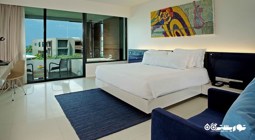 نمای تخت بزرگ سوئیت جکوزی