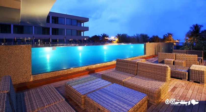 پول بار دراپ هتل بی لی تانگ پوکت