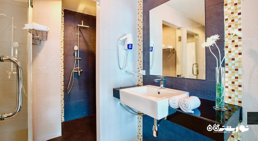 حمام و سرویس بهداشتی اتاق ها