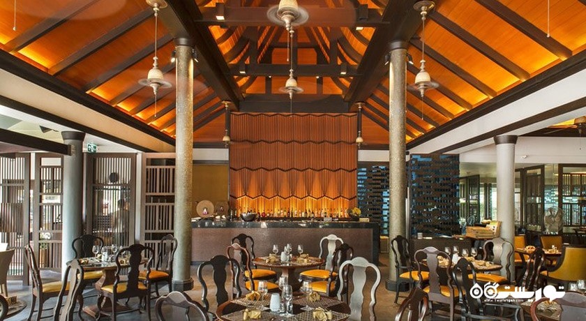 نمای کلی از رستوران تایلندی چارم