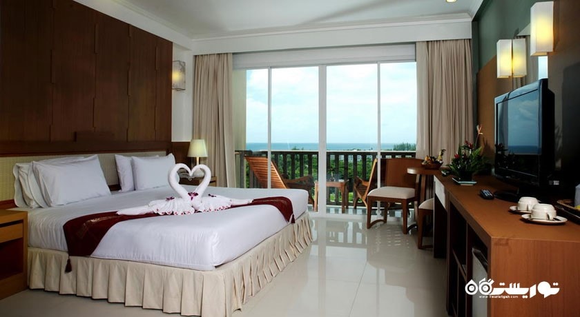 نمای تخت بزرگ اتاق دلوکس