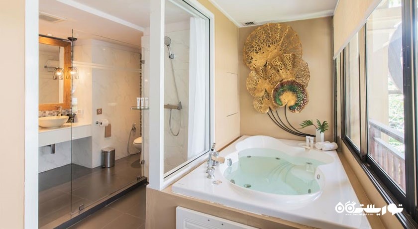 جکوزی اختصاصی سوئیت هتل