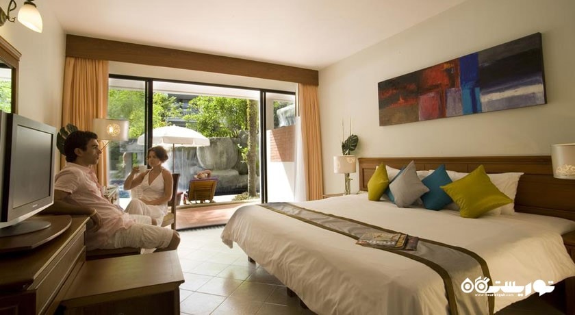 نمای تخت بزرگ اتاق دلوکس