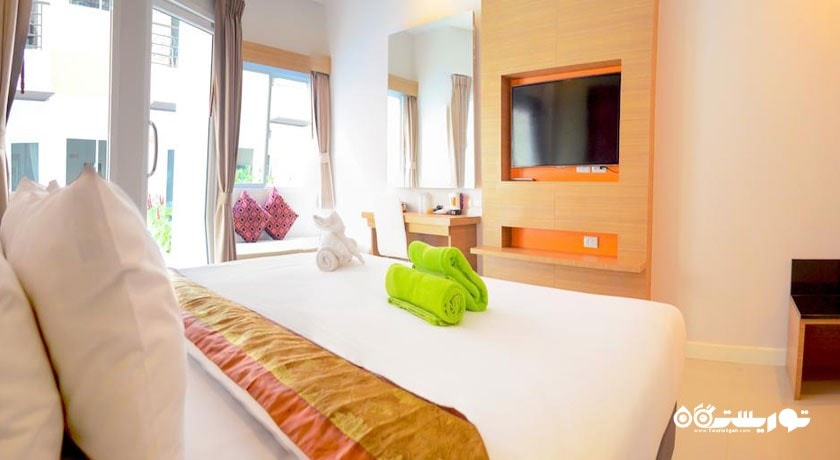 تخت بزرگ اتاق گرند دلوکس