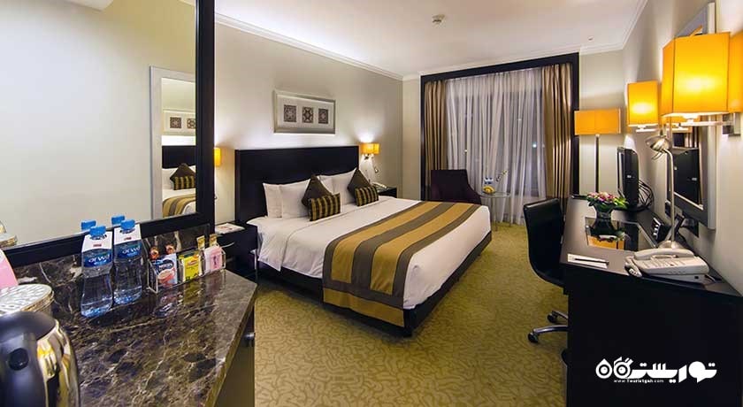 نمای تخت بزرگ اتاق سوپریور