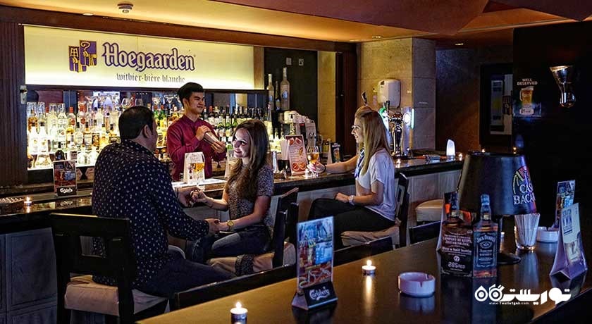 چاملئون بار هتل بست وسترن پرمیر دیرا دبی