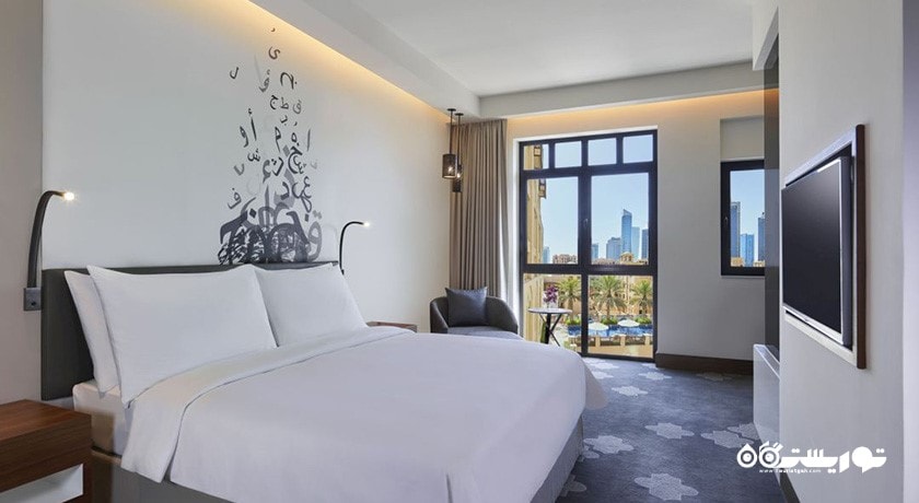 اتاق دلوکس با چشم انداز استخر