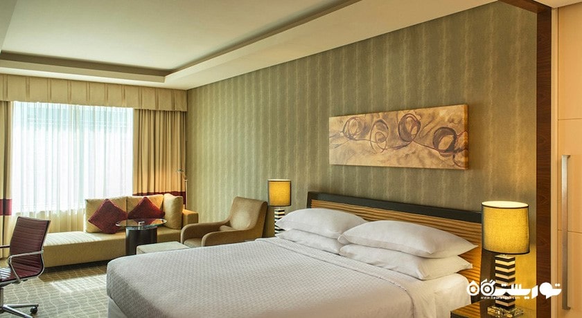 نمای تخت بزرگ اتاق اگزکیوتیو