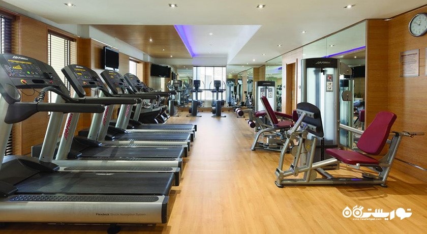 سالن ورزشی هتل رامادا پلازا جمیرا بیچ