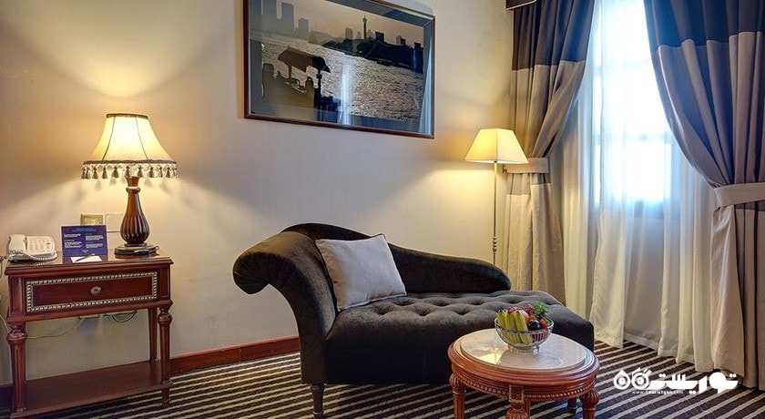 محوطه نشیمن اتاق پرمیر دلوکس