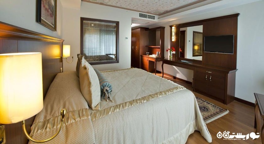 تخت بزرگ اتاق استاندارد