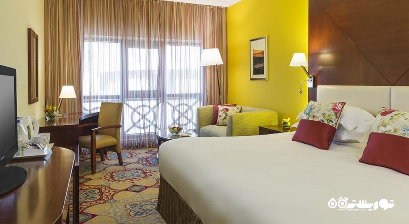 نمای تخت بزرگ اتاق دلوکس