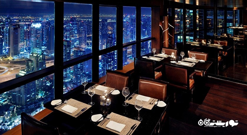 نمای رستوران بین المللی ابزروتوری