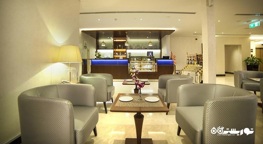 مترو کافه هتل راویز سنتر پوینت