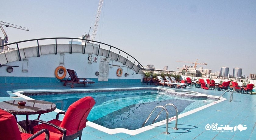 استخر روباز هتل ریجنت پلس