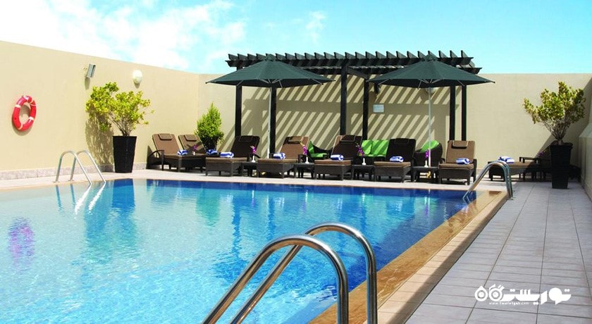 استخر روباز هتل آپارتمان الخوری البرشا