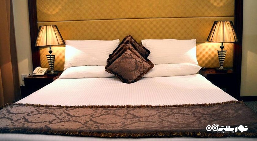 نمای تخت بزرگ سوئیت جونیور