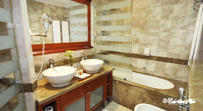 حمام و سرویس بهداشتی اتاق ها