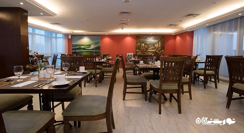 رستوران بین المللی پانورامیک