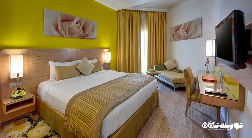 نمای تخت بزرگ اتاق دلوکس