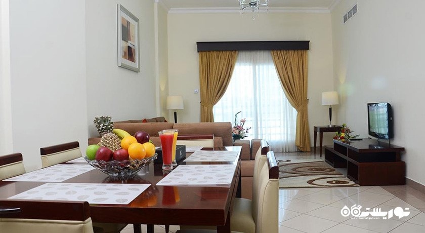 میز غذاخوری آپارتمان دوخوابه