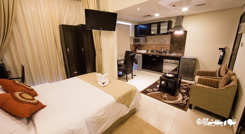 نمای تخت بزرگ اتاق استودیو