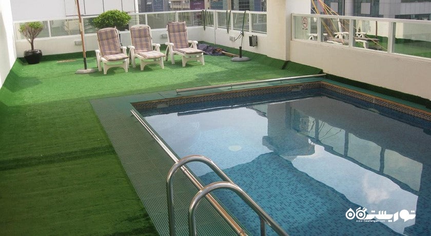 استخر روباز هتل رین بو دبی