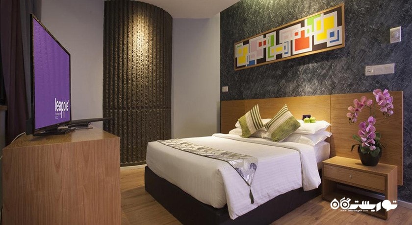 نمای تخت بزرگ اتاق دلوکس