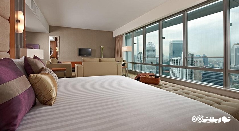 نمای تخت بزرگ سوئیت اگزکیوتیو