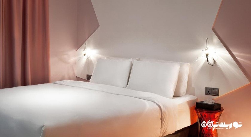 نمای تخت بزرگ اتاق دلوکس