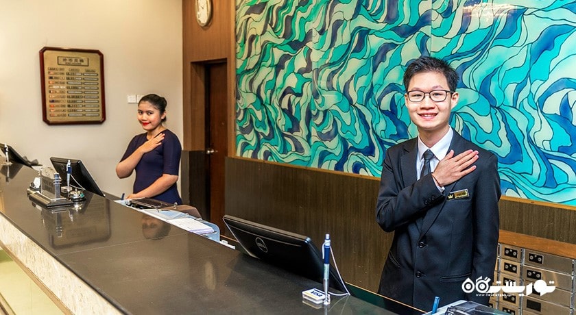 میز پذیرش هتل کریستال کرون کوالالامپور