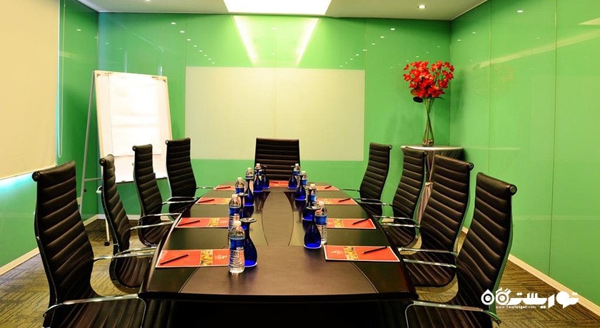 اتاق برگزاری جلسات در هتل