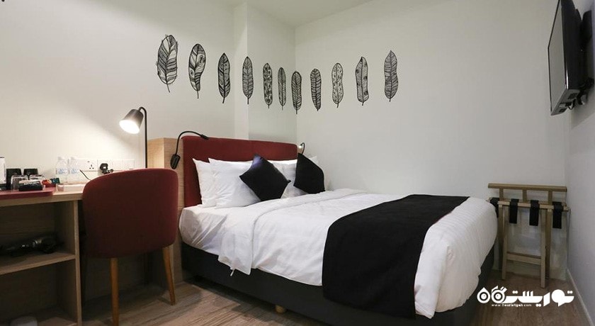 نمای تخت بزرگ اتاق کوئین