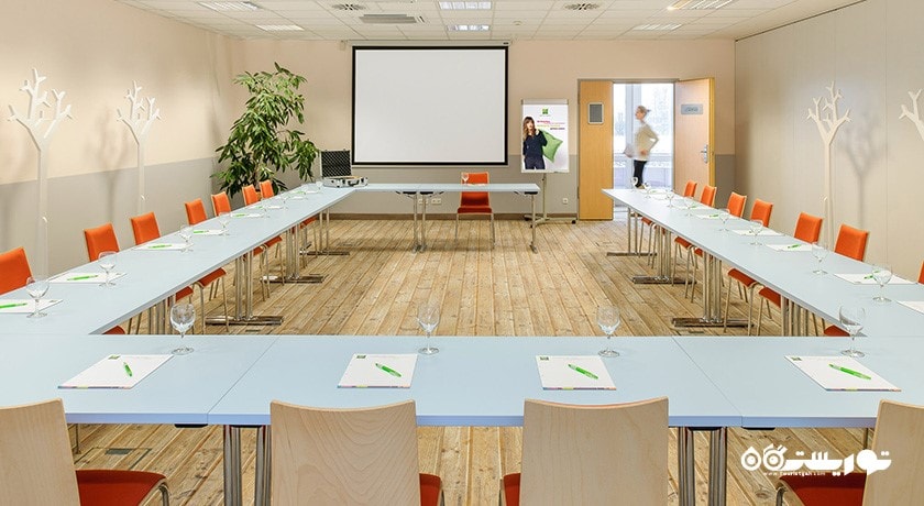 اتاق برگزاری جلسات در هتل