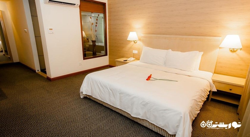 نمای تخت بزرگ سوئیت اگزکیوتیو