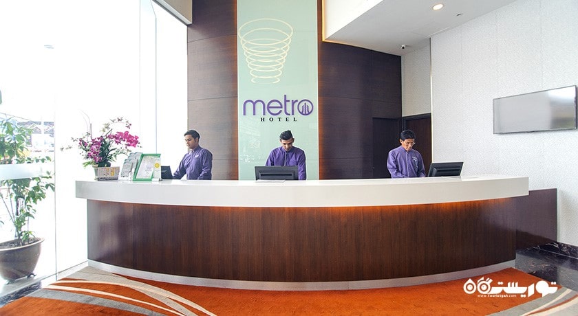 میز پذیرش هتل مترو بوکیت بینتانگ