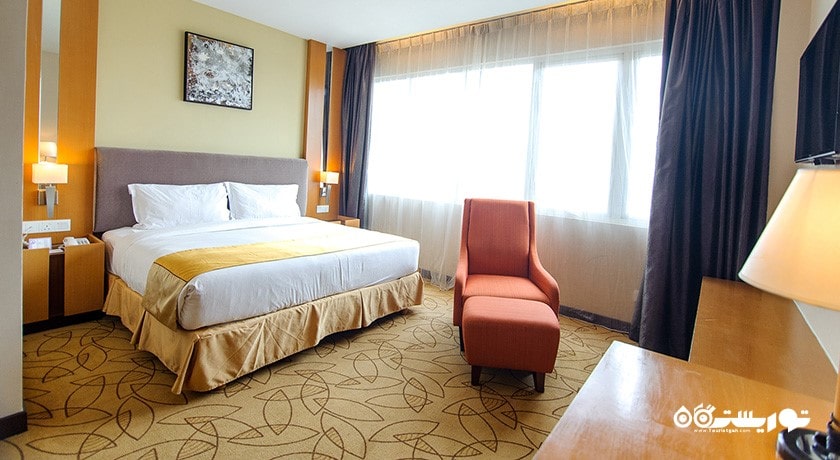 تخت بزرگ اتاق اگزکیوتیو دلوکس